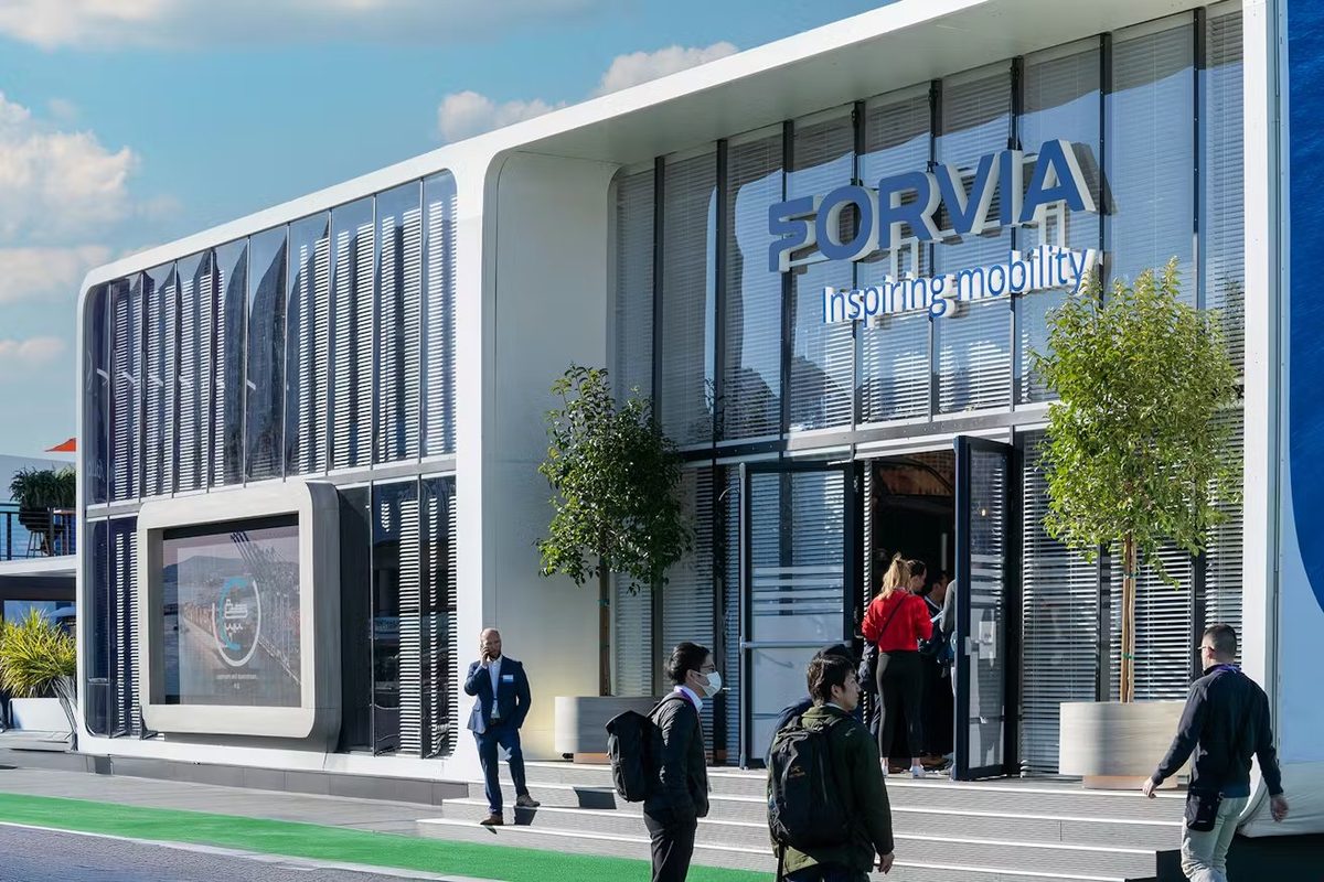 Forvia, CES 2022