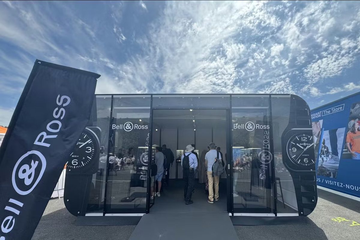 Bell and Ross retail